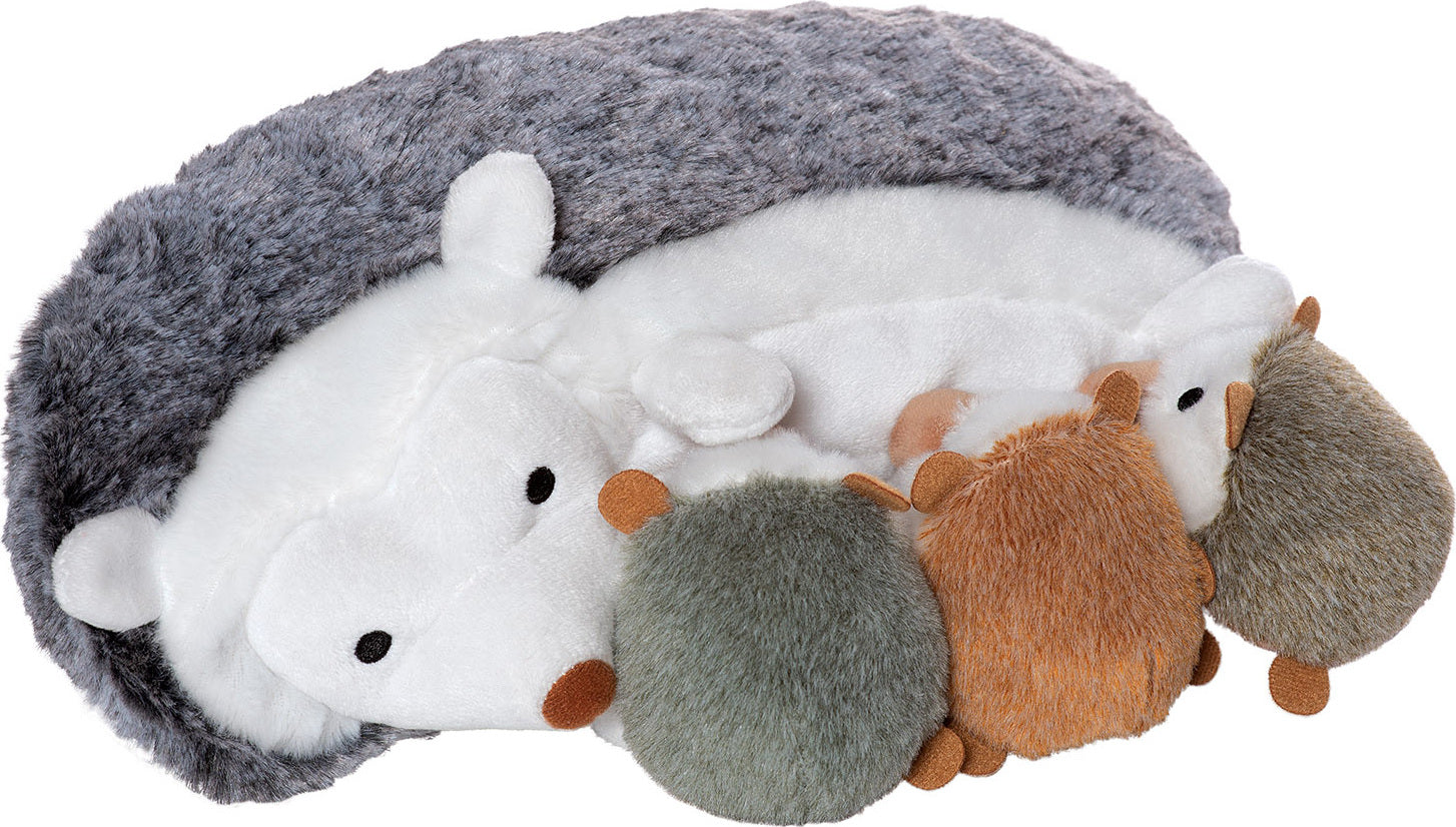 Nursing Nissa Hedghog