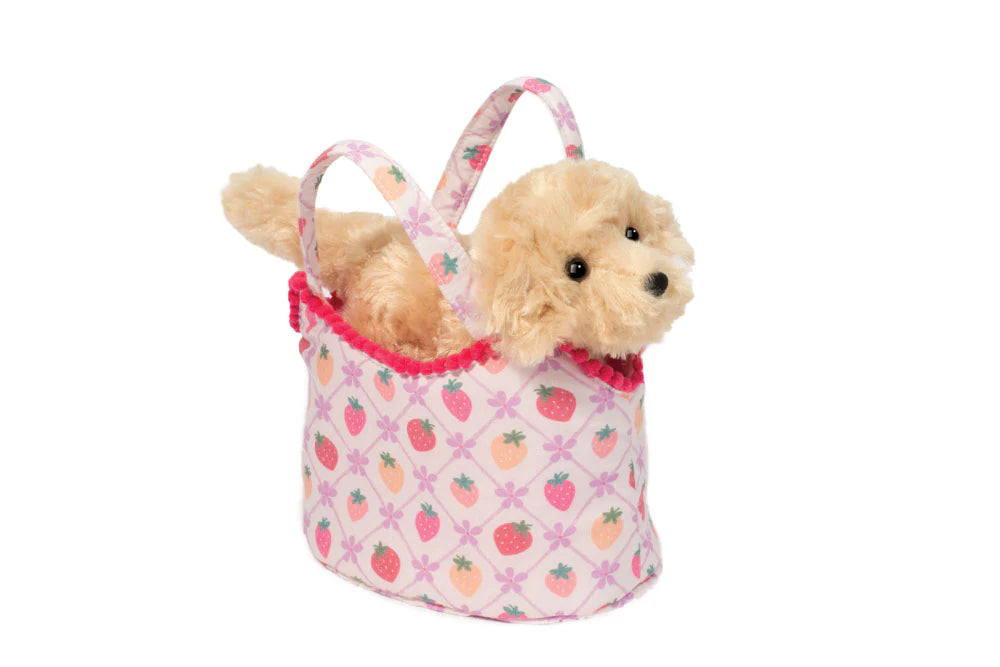 Berry Sweet Sassy Sak with Golden Retriever