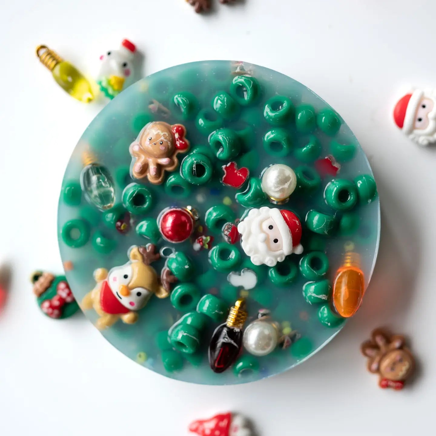 Holiday PickMe Pad