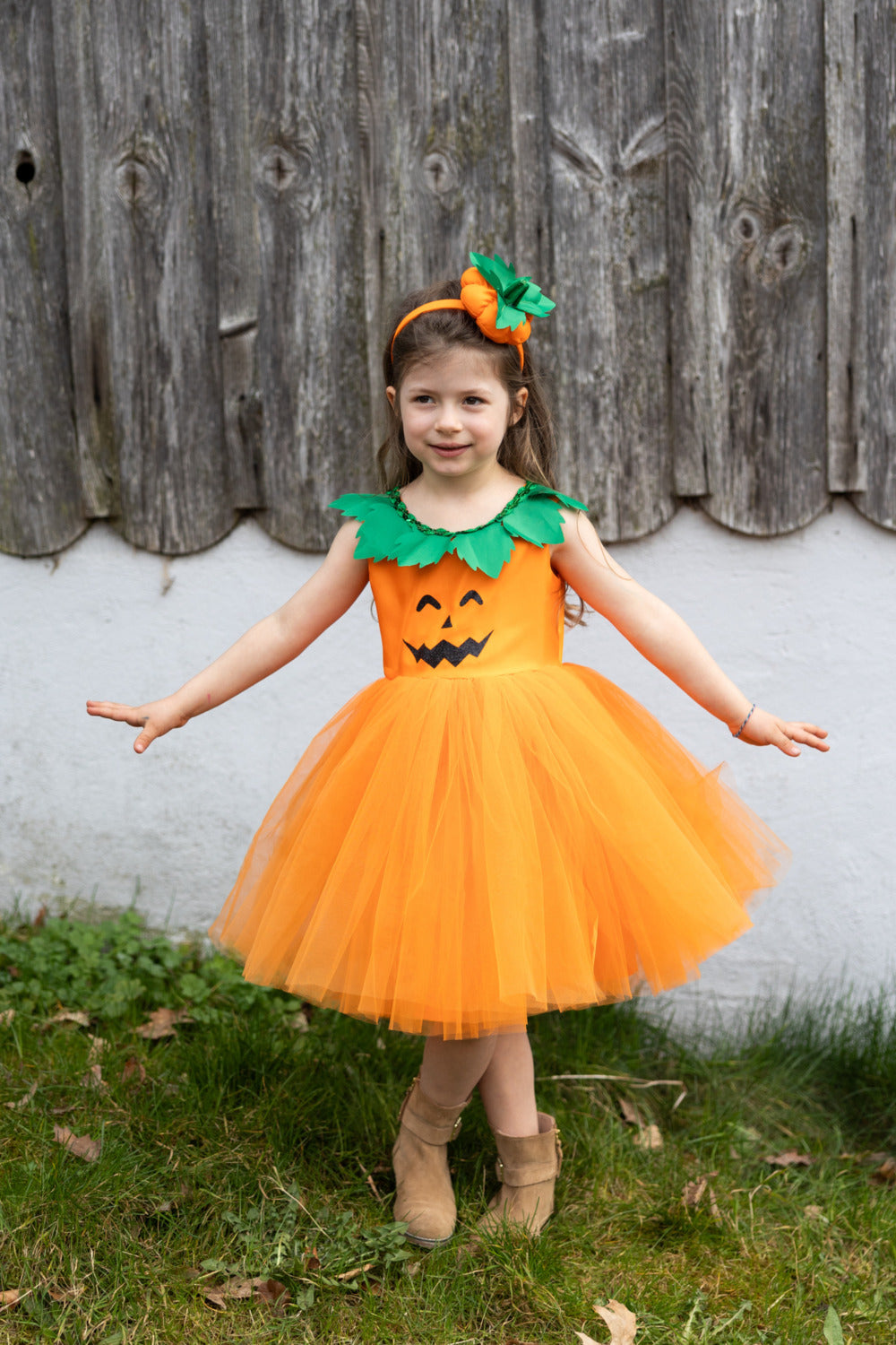 Pumpkin Patch Princess Dress (Size 5-6)