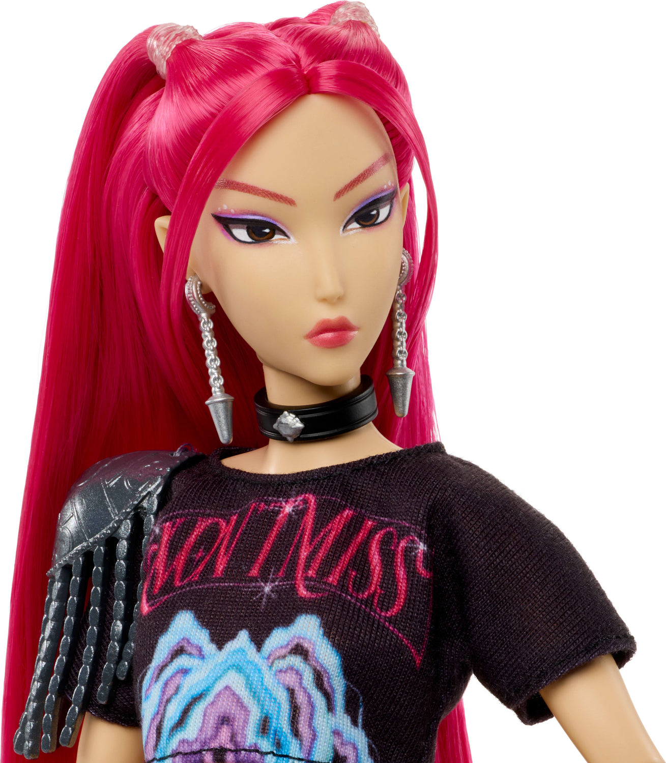 Mattel KPop Demon Hunters HUNTR/X Mira Fashion Doll in Removable Look with Themed Movie Accessories