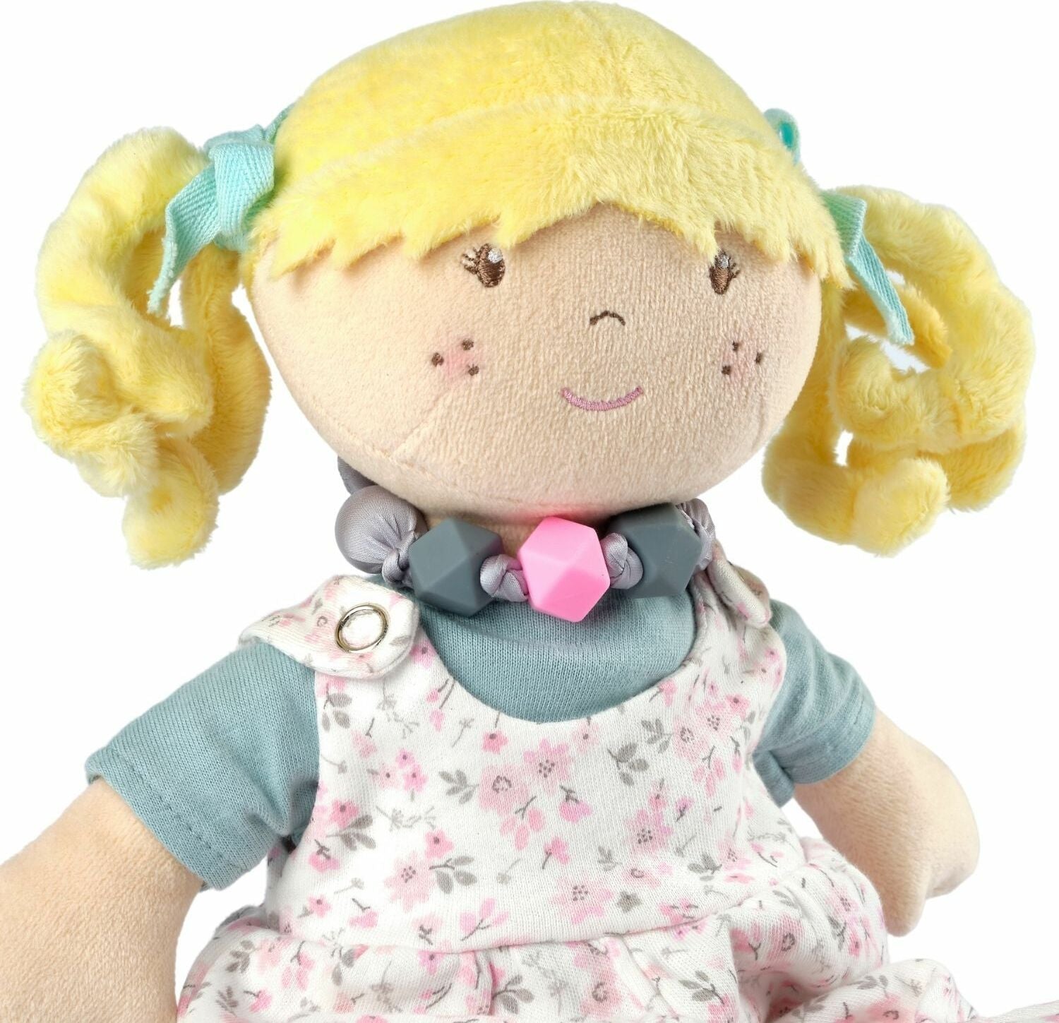 Lucy with Friendship BraceletiIn Flower Printed Outfit