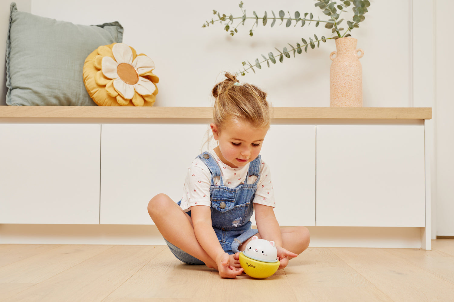 Rocking Rollers - Cat